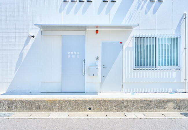 発熱外来入口